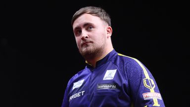 Luke Littler booked his place into the New Zealand Masters quarter-finals on Friday